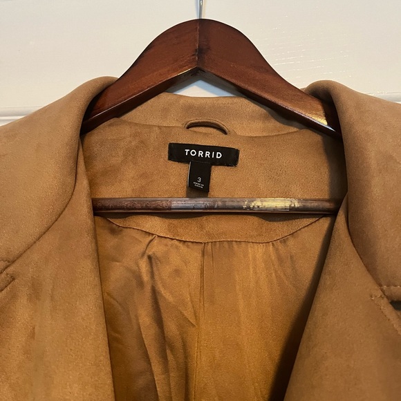 Torrid size 3x brown stretch faux suede moto jacket- LIKE NEW condition! - Picture 4 of 9